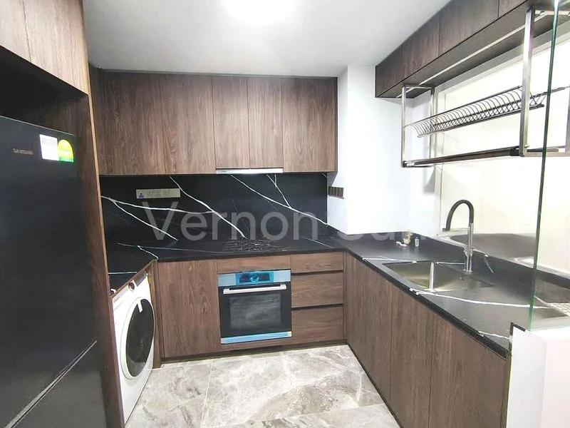 2 Bed Condo for Rent in  The Commodore - Image 12